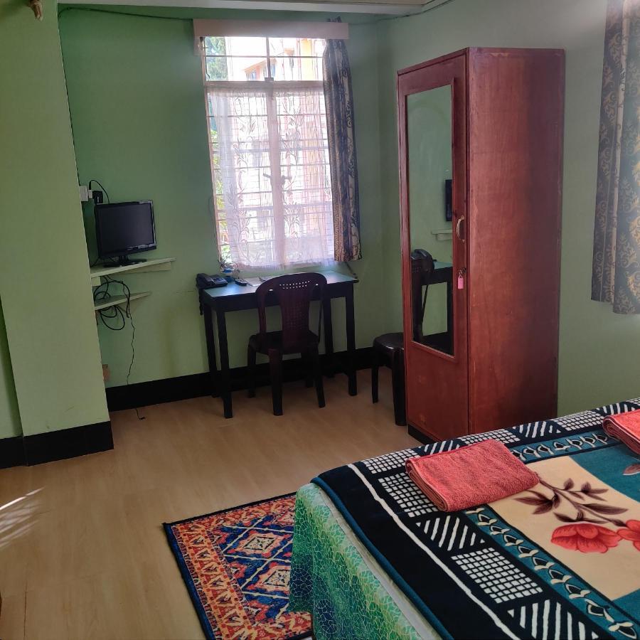 Travellers Bed And Breakfast Shillong Buitenkant foto