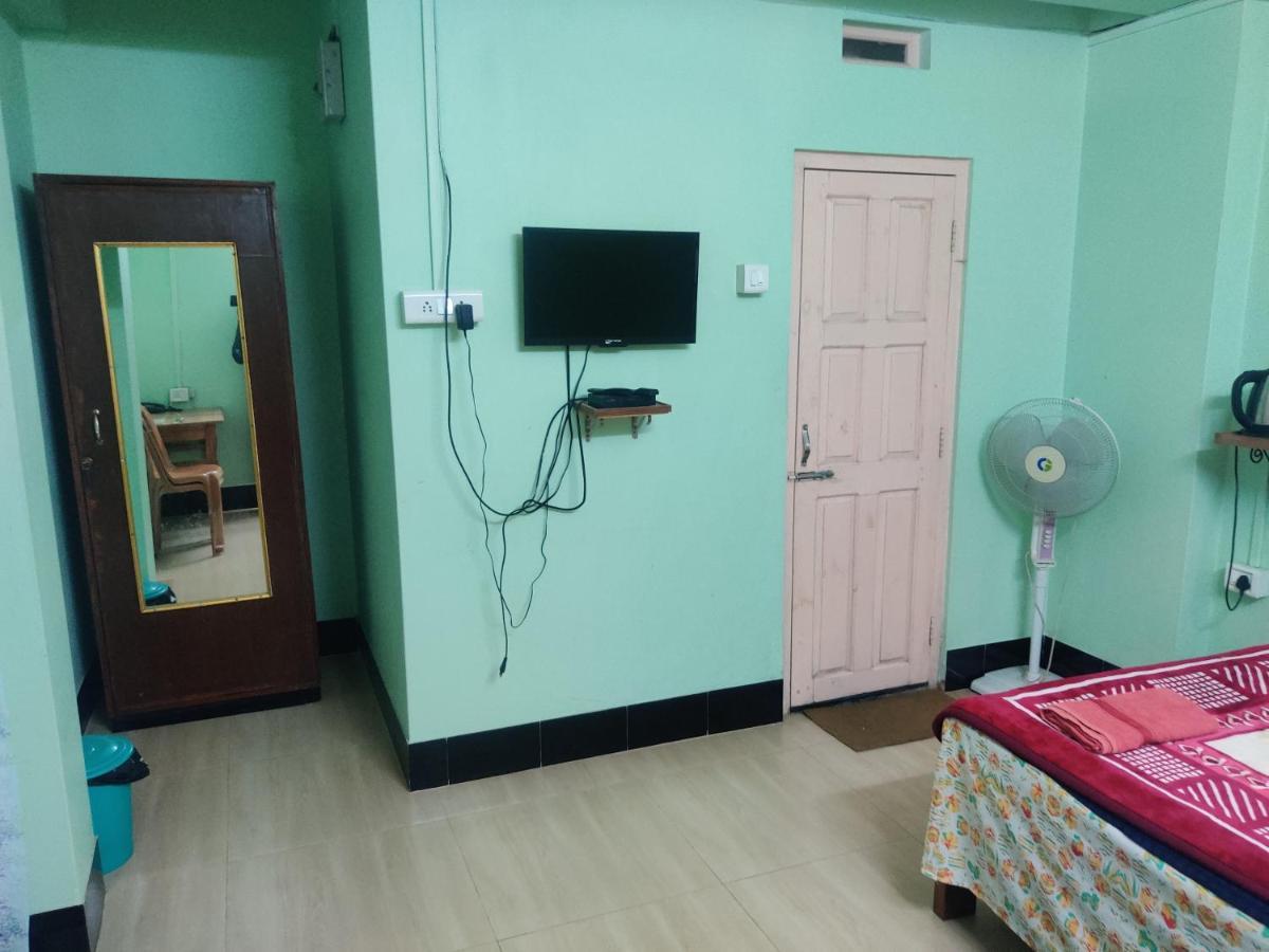 Travellers Bed And Breakfast Shillong Buitenkant foto